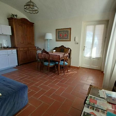 B&B Le Arnelle Pecetto Bagian luar foto