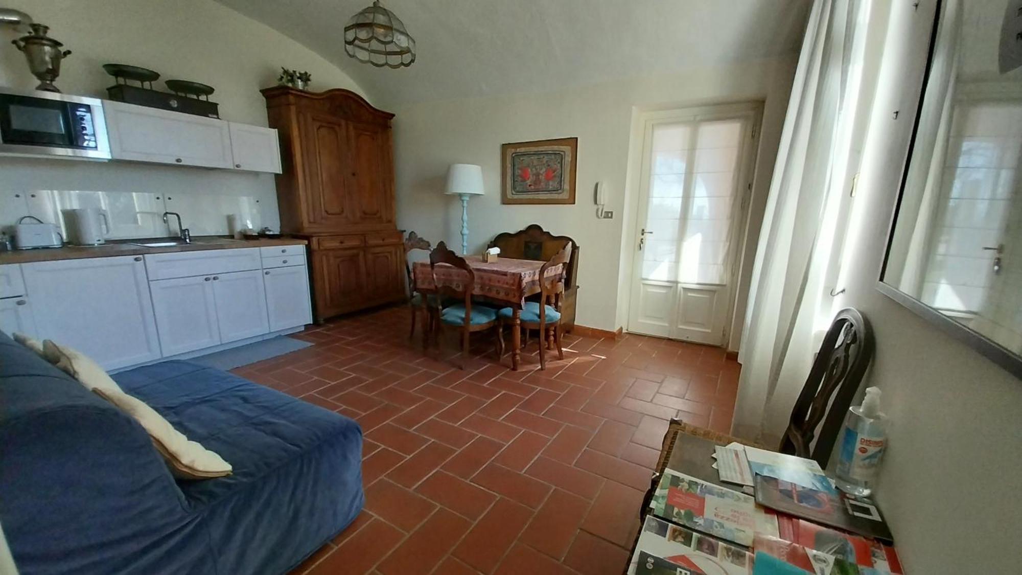 B&B Le Arnelle Pecetto Bagian luar foto